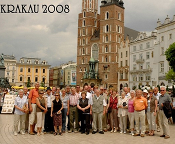 Slideshow Image 3  Stadtfuehrer in Krakau Agnieszka Wac mit einer Reisegruppe